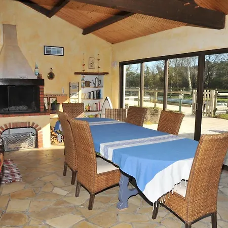 Les Herbens Bed & Breakfast *